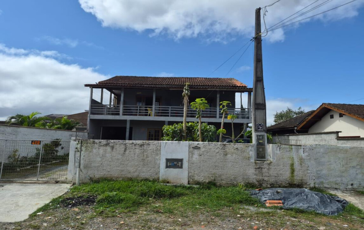 Imagem do imóvel Sobrado - Rua Lucídio Ferreira Neves, 412 - Morro do Meio - Joinville SC