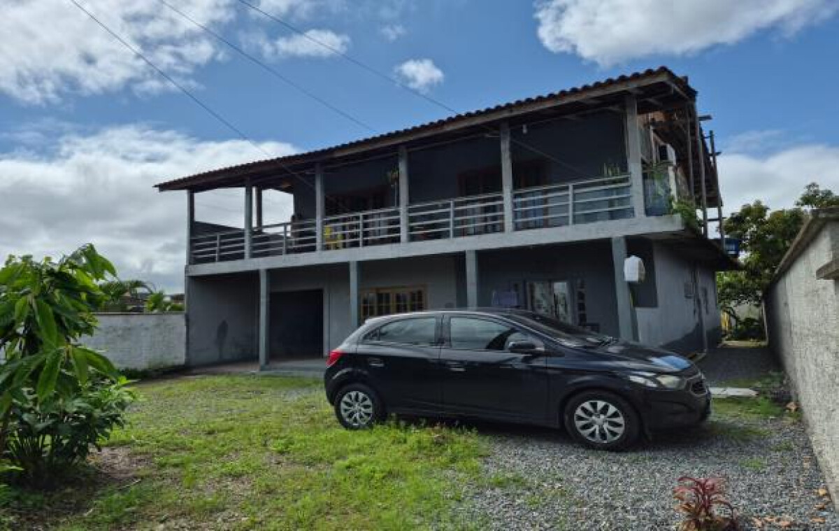 Casa no Morro do Meio (foto 6 de 8)