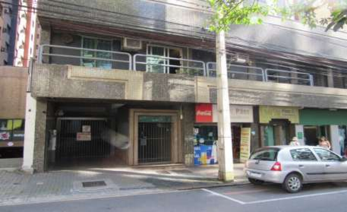 Apartamento no Centro (foto 2 de 10)