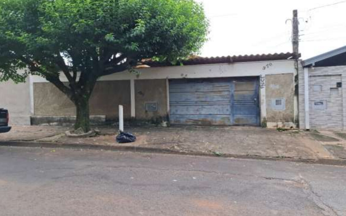 Imagem do imóvel Direitos - Casa - Loteamento Jardim Roberto Selmi Dei - Araraquara/SP