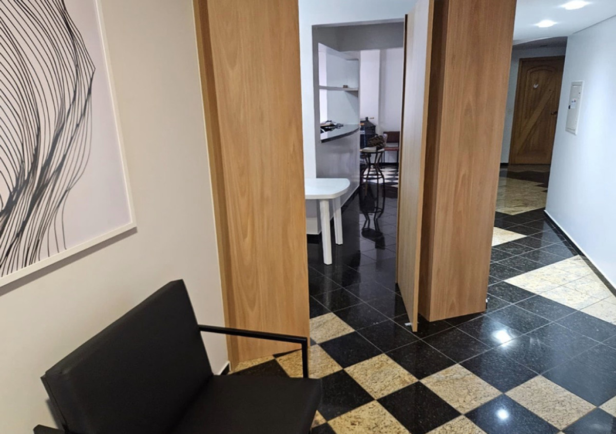 Apartamento (foto 3 de 9)