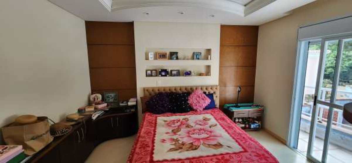 Casa no Xaxim (foto 9 de 21)