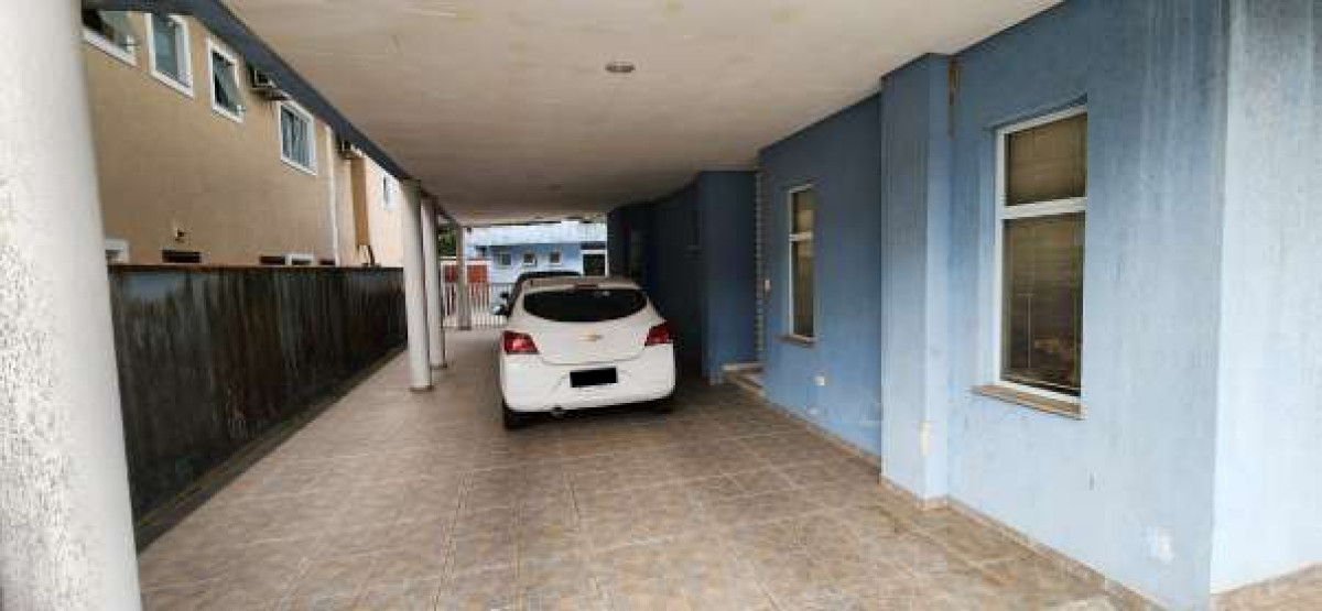 Casa no Xaxim (foto 17 de 21)